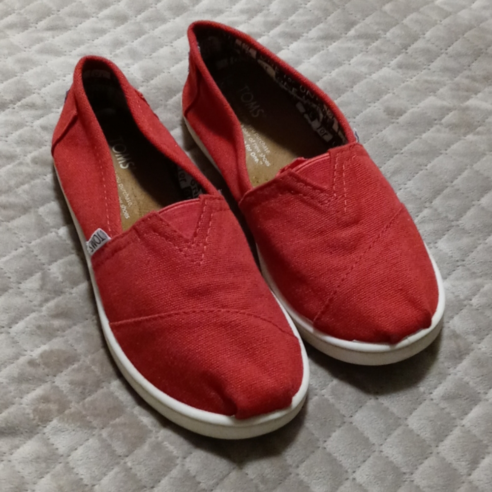Toms shoes